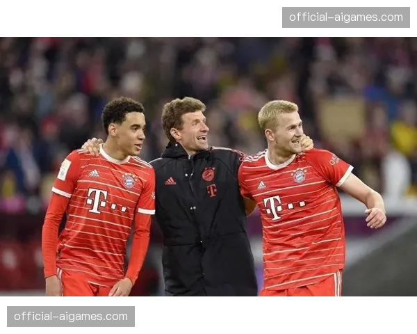 深度复盘:解析拜仁对阵多特一役中,双方在转换阶段的关键战术博弈 深度复盘:解析拜仁对阵多特一役中,双方在转换阶段的关键战术博弈